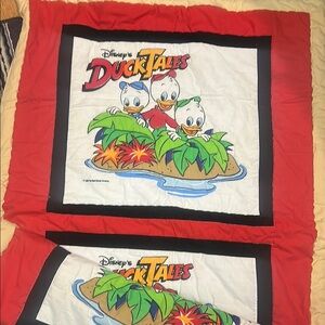 Vintage, 1986 Disney DuckTales Characters twin sized comforter/blanket